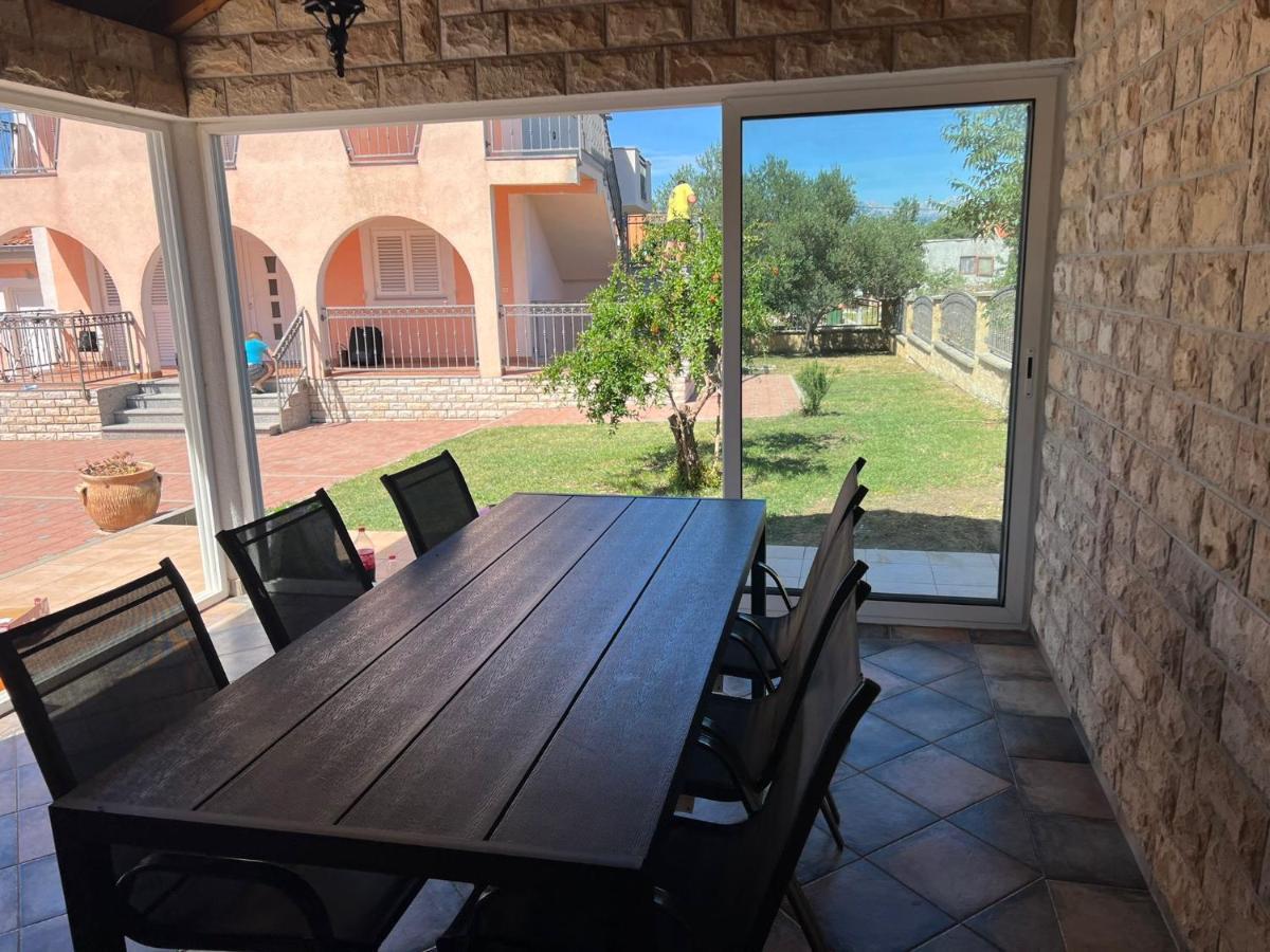 Villa Paludo Novigrad  Buitenkant foto