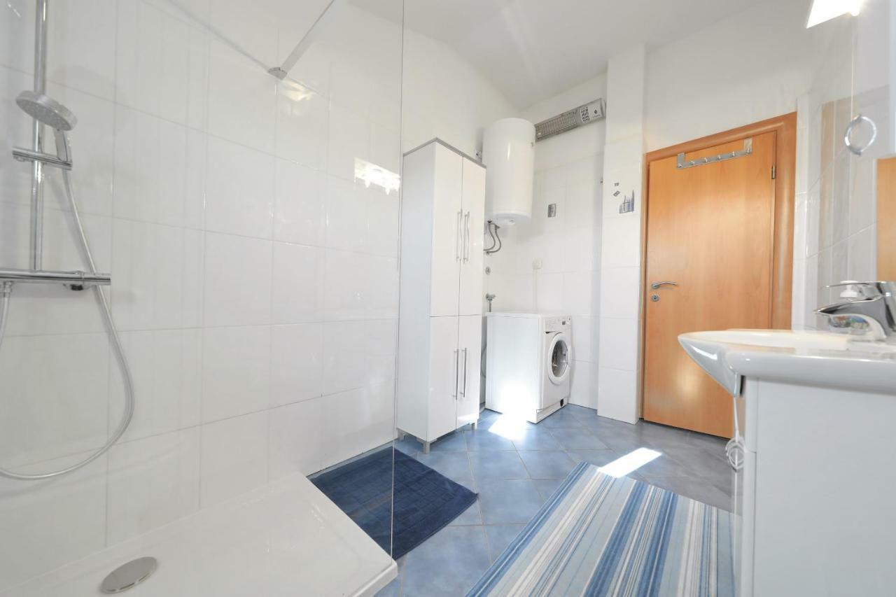 Villa Paludo Novigrad  Buitenkant foto